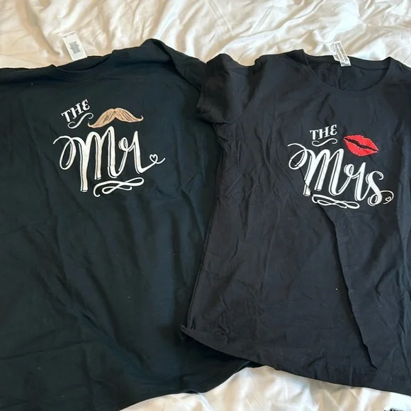 Mr & Mrs Wedding T Shirts Both size medium - Picture 1 of 3